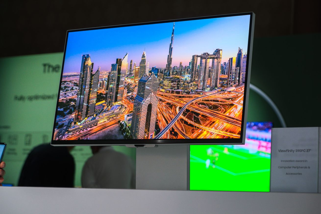 A photo of Samsung's ViewFinity S9 display at CES 2023.